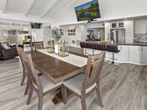 2009 Williams St, Santa Ana CA 92705-7841 exterior