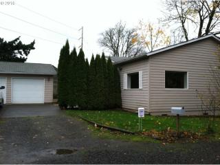 9627 Capitol Hwy, Portland, OR 97219-5252