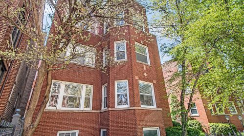 731 Bittersweet Pl, Chicago, IL 60613-2368