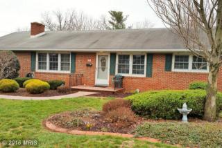 114 Barnett Ave, Roadside, PA 17268-1806