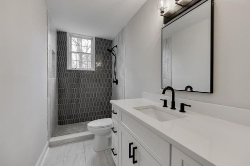 170 Huntcliff Pt, Atlanta GA  30350-1601 exterior