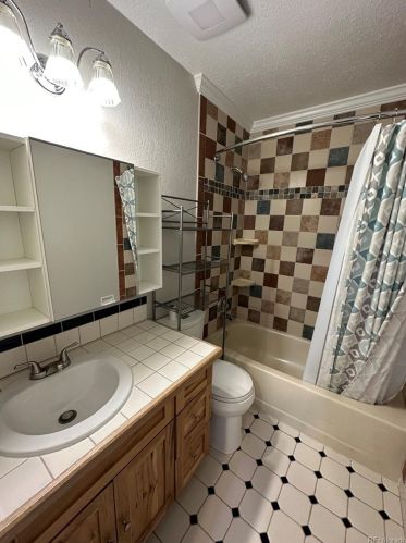 5812 Jericho Way, Aurora CO 80015-3654 exterior