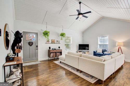 195 Laurel Ave, Atlanta GA  30314-2251 exterior