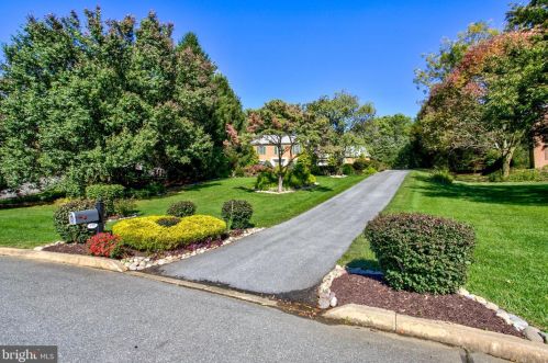 150 Bentley Ln, Lancaster PA  17603-6223 exterior