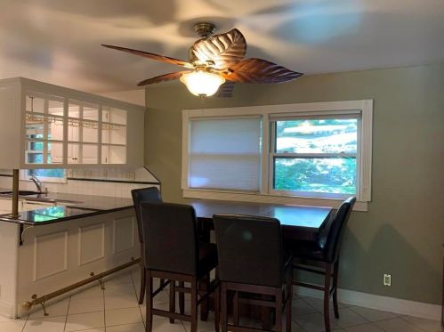 500 Carriage Dr, Atlanta GA  30328-3307 exterior