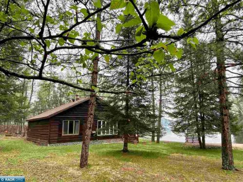 3072 Black Bay Rd, Cook, MN 55723-8806