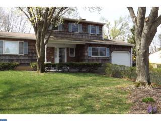 21 Wolfpack Rd, Trenton, NJ 08619-1350