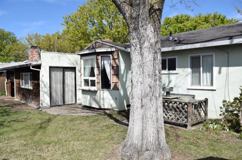 2 Mayfair Ave, Stockton, CA 95207-4339