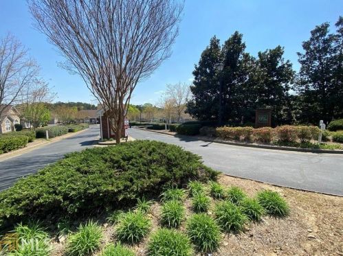 1859 Kolb Farm Cir, Marietta GA  30008-8841 exterior