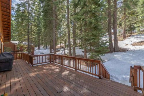 11799 Tundra Dr, Truckee CA  96161-6100 exterior