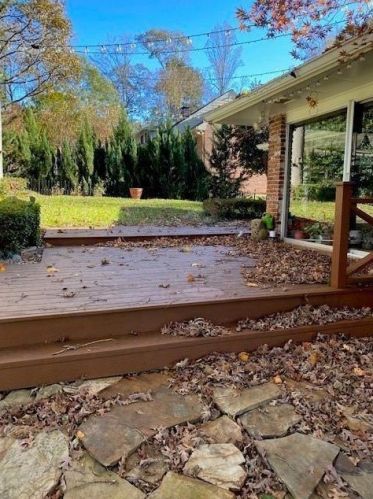 1152 Beech Haven Rd, Atlanta GA  30324-3804 exterior