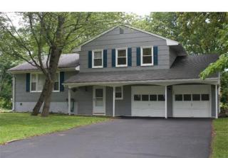 22 Mill Brook Rd, Piscataway, NJ 08854-2311