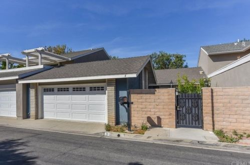 8 Emperor, Irvine, CA 92604-1918