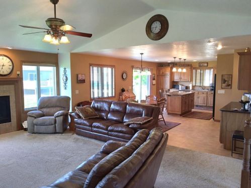 2320 Aspen Ln, Mankato, MN 56003-1673