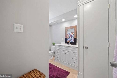 105 Ellis St, Tavistock NJ 08033-1826 exterior