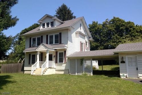 59 Asbury Rd, Hackettstown, NJ 07840-4925