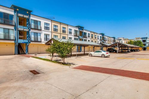 4414 Cedar Springs Rd, Dallas TX  75219-2028 exterior