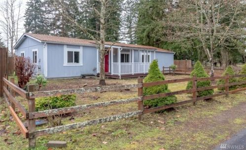 24008 120th St, Buckley, WA 98321-9321