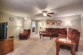 37 Ridge Ave, Carlisle PA  17013-8127 exterior