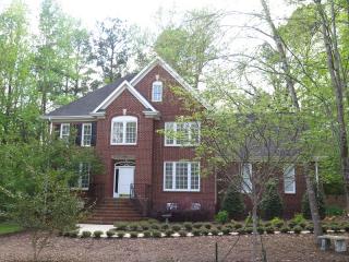 809 Nolstead Ct, Raleigh, NC 27614-7127