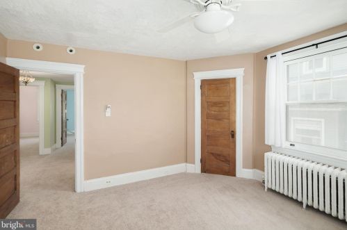 409 Warwick Rd, Tavistock NJ 08033-3829 exterior