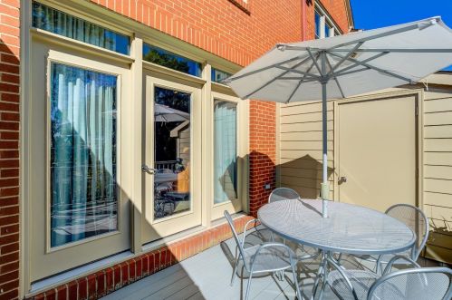 2114 Alpine Pl, Cincinnati OH  45206-2603 exterior