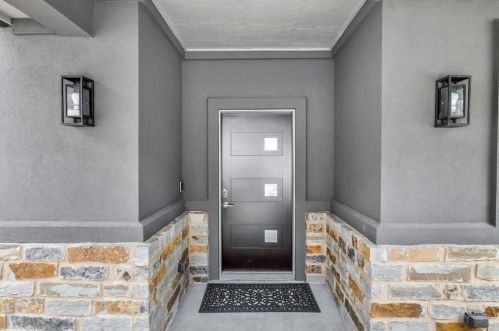 12513 Cedar St, Austin TX  78732-1802 exterior
