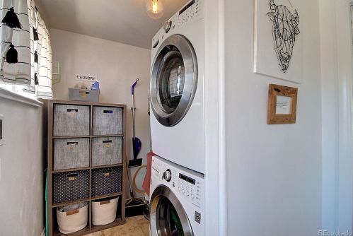 6613 53rd Ave, Arvada CO  80002-3936 exterior