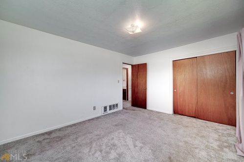 15 Highland Blvd, Stockbridge GA  30281-4654 exterior