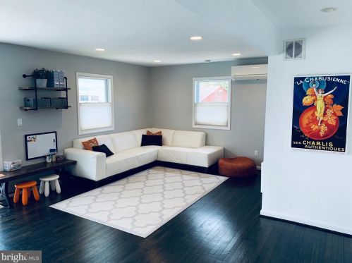 2233 Luzerne Ave, Silver Spring MD 20910-2135 exterior