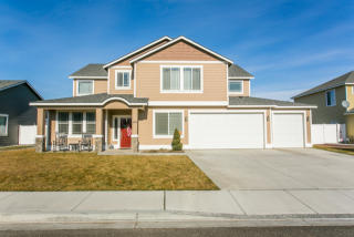 4909 Pamplona Dr, Pasco, WA 99301-8361