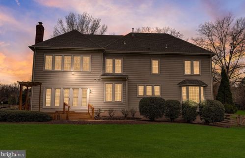 1209 Tottenham Ct, Herndon, VA 20194-1416