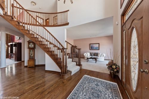 540 Ruhl Rd, Palatine, IL 60074-1041