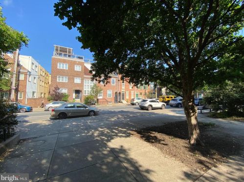 812 Front St, Philadelphia PA 19106-3019 exterior