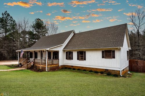 150 Burkes Chapel Rd, Lagrange, GA 30241-8341