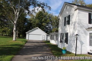 30 South St, Millinocket, ME 04462-1823