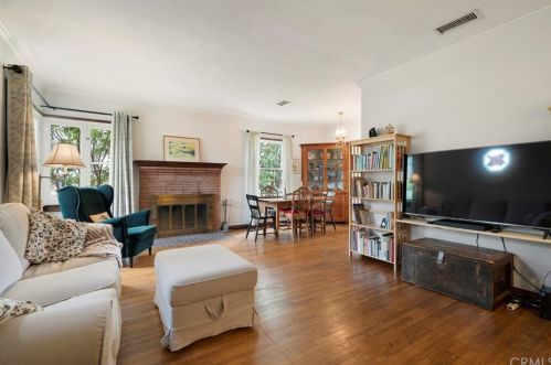 6110 Palm Ave, Riverside CA  92506-2022 exterior