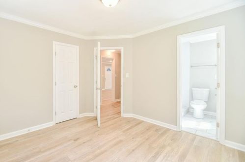 871 Hargis St, Atlanta GA  30315-8605 exterior