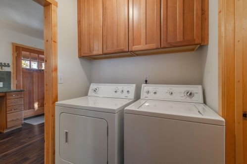14405 Denton Ave, Truckee CA  96161-3612 exterior