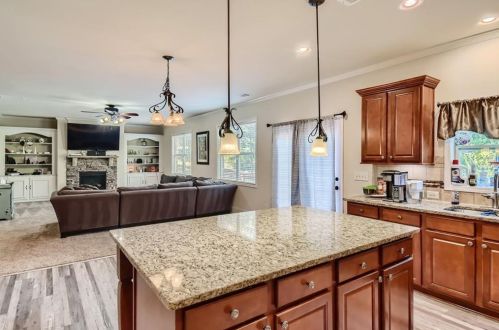 2523 Riverton Dr, Conyers GA  30013-7438 exterior