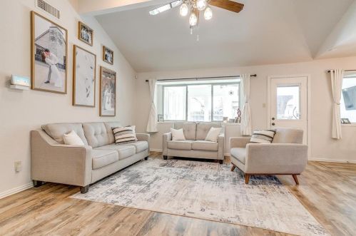 416 Grand Mdw Dr, Fort Worth TX 76108-3905 exterior