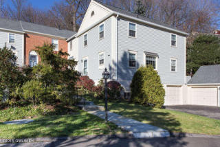 76 Greenwich Hills Dr, Greenwich CT  06831-4952 exterior
