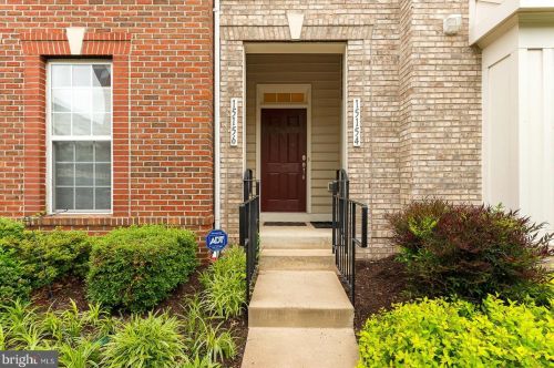 15156 Kentshire Dr, Woodbridge, VA 22191-4063