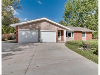 2566 Circle Dr, Concord Township, OH 44077-5108