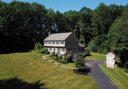 20 Anthony Dr, Londonderry, NH 03053-6113