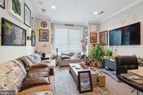 431 Berks St, Philadelphia PA 19131-3215 exterior