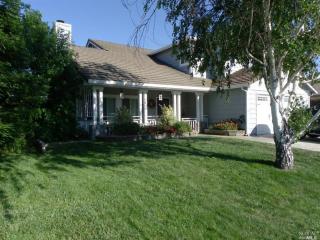 767 Calico Trl, Vacaville, CA 95687-7372