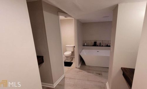 1373 Benteen Way, Atlanta GA  30315-3103 exterior