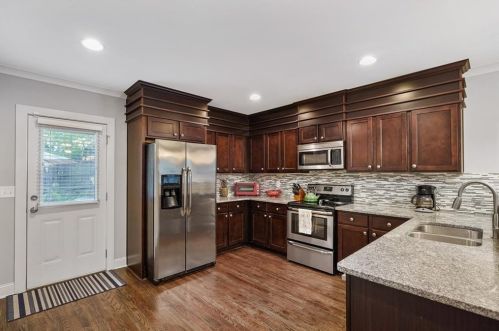 118 Dearborn St, Atlanta GA  30317-2208 exterior