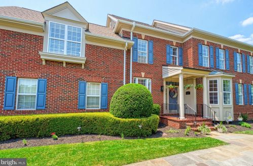 43422 Westchester Sq, Leesburg, VA 20176-3944